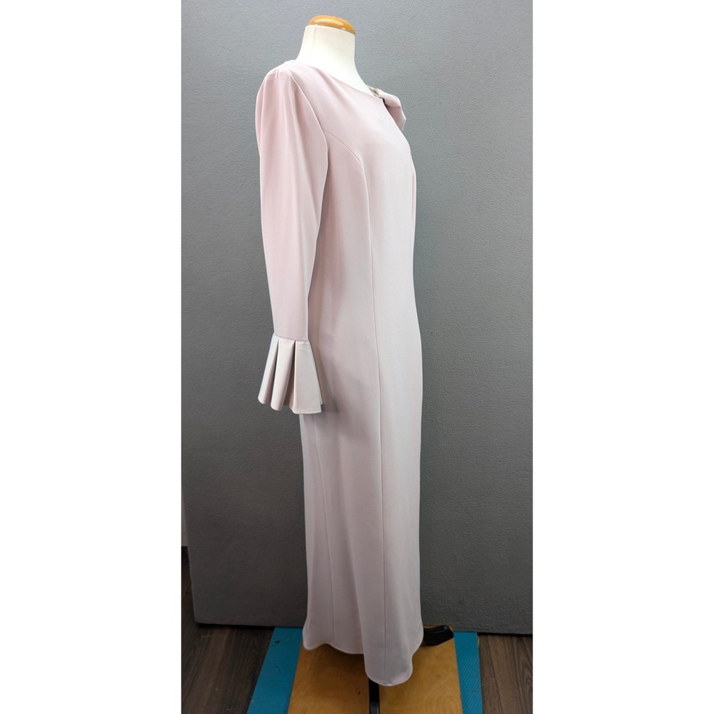 Elegant Pink Maxi Dress - Picture 4 of 12